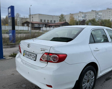 Белый Тойота Королла, объемом двигателя 1.6 л и пробегом 239 тыс. км за 6900 $, фото 3 на Automoto.ua