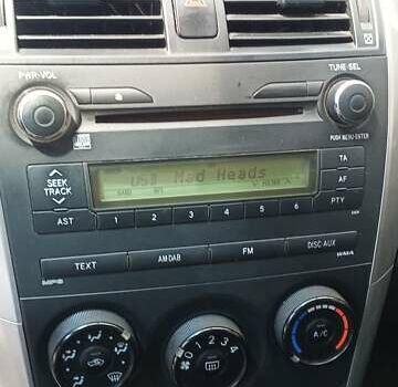 Білий Тойота Королла, об'ємом двигуна 1.3 л та пробігом 213 тис. км за 7250 $, фото 3 на Automoto.ua