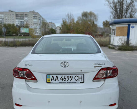 Белый Тойота Королла, объемом двигателя 1.6 л и пробегом 239 тыс. км за 6900 $, фото 2 на Automoto.ua