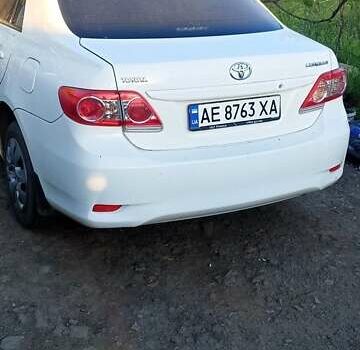 Білий Тойота Королла, об'ємом двигуна 1.3 л та пробігом 213 тис. км за 7250 $, фото 13 на Automoto.ua