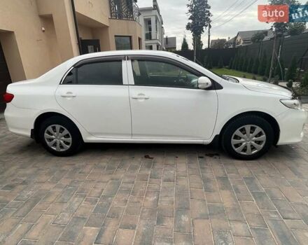 Белый Тойота Королла, объемом двигателя 1.33 л и пробегом 164 тыс. км за 7000 $, фото 4 на Automoto.ua