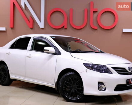 Белый Тойота Королла, объемом двигателя 1.6 л и пробегом 119 тыс. км за 7900 $, фото 4 на Automoto.ua