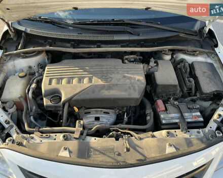 Белый Тойота Королла, объемом двигателя 1.3 л и пробегом 184 тыс. км за 7000 $, фото 9 на Automoto.ua