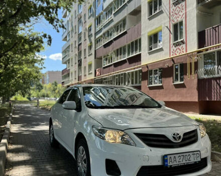 Белый Тойота Королла, объемом двигателя 1.33 л и пробегом 123 тыс. км за 4950 $, фото 3 на Automoto.ua