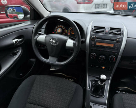 Белый Тойота Королла, объемом двигателя 1.3 л и пробегом 117 тыс. км за 8500 $, фото 33 на Automoto.ua