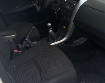 Белый Тойота Королла, объемом двигателя 1.6 л и пробегом 120 тыс. км за 8900 $, фото 8 на Automoto.ua