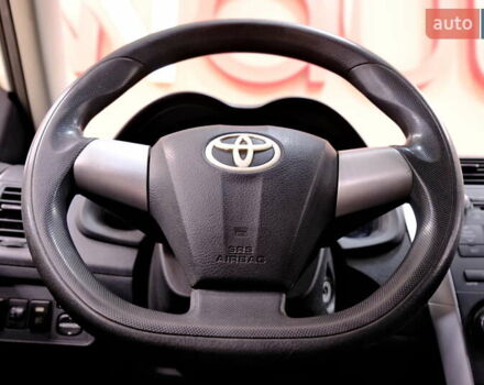 Белый Тойота Королла, объемом двигателя 1.6 л и пробегом 119 тыс. км за 7900 $, фото 41 на Automoto.ua