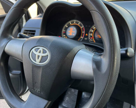 Белый Тойота Королла, объемом двигателя 1.3 л и пробегом 184 тыс. км за 7000 $, фото 7 на Automoto.ua