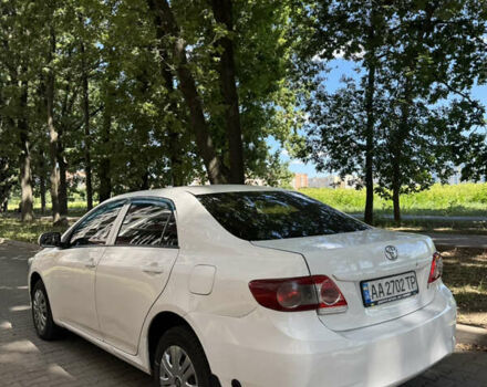 Белый Тойота Королла, объемом двигателя 1.33 л и пробегом 123 тыс. км за 4950 $, фото 6 на Automoto.ua