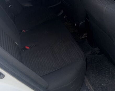 Белый Тойота Королла, объемом двигателя 1.6 л и пробегом 120 тыс. км за 8900 $, фото 6 на Automoto.ua