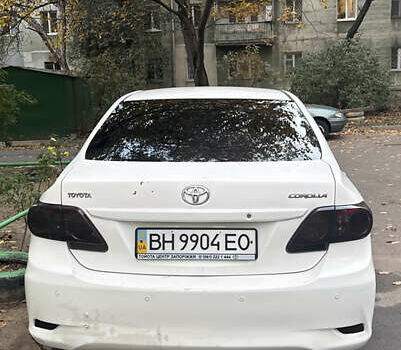 Белый Тойота Королла, объемом двигателя 1.6 л и пробегом 120 тыс. км за 8900 $, фото 3 на Automoto.ua