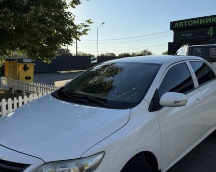 Белый Тойота Королла, объемом двигателя 1.3 л и пробегом 186 тыс. км за 7300 $, фото 1 на Automoto.ua
