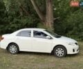 Белый Тойота Королла, объемом двигателя 1.3 л и пробегом 153 тыс. км за 7999 $, фото 1 на Automoto.ua