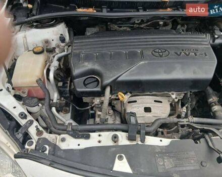 Белый Тойота Королла, объемом двигателя 1.33 л и пробегом 243 тыс. км за 7600 $, фото 4 на Automoto.ua