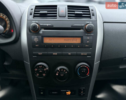 Белый Тойота Королла, объемом двигателя 1.3 л и пробегом 117 тыс. км за 8500 $, фото 36 на Automoto.ua