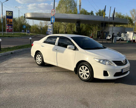 Белый Тойота Королла, объемом двигателя 1.3 л и пробегом 184 тыс. км за 7000 $, фото 3 на Automoto.ua
