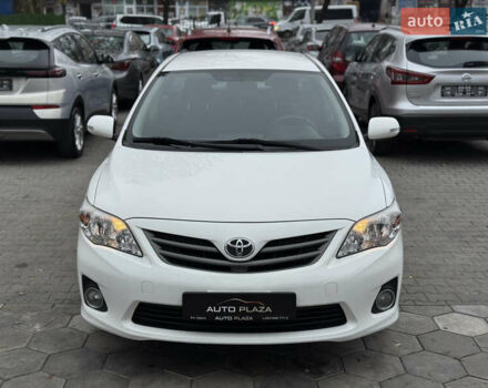 Белый Тойота Королла, объемом двигателя 1.3 л и пробегом 117 тыс. км за 8500 $, фото 1 на Automoto.ua