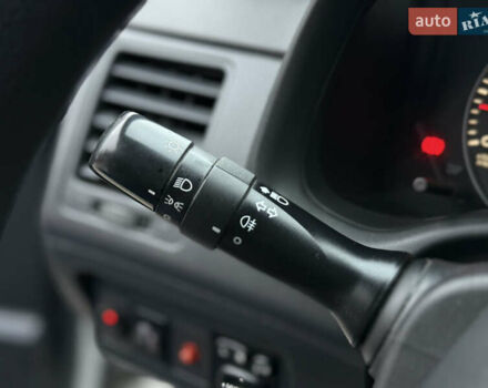 Белый Тойота Королла, объемом двигателя 1.3 л и пробегом 117 тыс. км за 8500 $, фото 38 на Automoto.ua