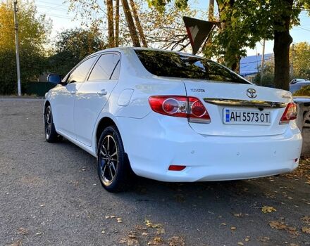Белый Тойота Королла, объемом двигателя 1.6 л и пробегом 225 тыс. км за 9000 $, фото 6 на Automoto.ua