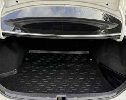 Белый Тойота Королла, объемом двигателя 1.6 л и пробегом 93 тыс. км за 10500 $, фото 17 на Automoto.ua