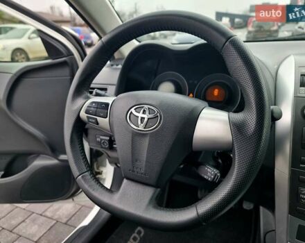 Білий Тойота Королла, об'ємом двигуна 1.6 л та пробігом 97 тис. км за 11300 $, фото 27 на Automoto.ua