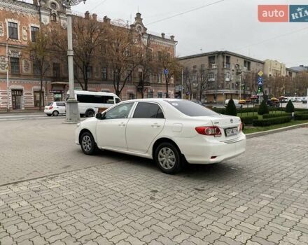 Белый Тойота Королла, объемом двигателя 1.33 л и пробегом 300 тыс. км за 5250 $, фото 8 на Automoto.ua
