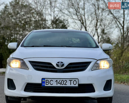 Білий Тойота Королла, об'ємом двигуна 1.33 л та пробігом 302 тис. км за 3999 $, фото 3 на Automoto.ua