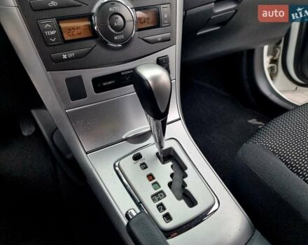 Білий Тойота Королла, об'ємом двигуна 1.6 л та пробігом 97 тис. км за 11300 $, фото 30 на Automoto.ua