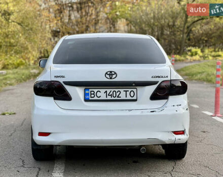 Білий Тойота Королла, об'ємом двигуна 1.33 л та пробігом 302 тис. км за 3999 $, фото 11 на Automoto.ua