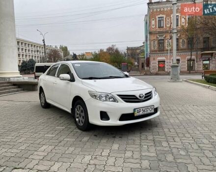 Белый Тойота Королла, объемом двигателя 1.33 л и пробегом 300 тыс. км за 5250 $, фото 6 на Automoto.ua