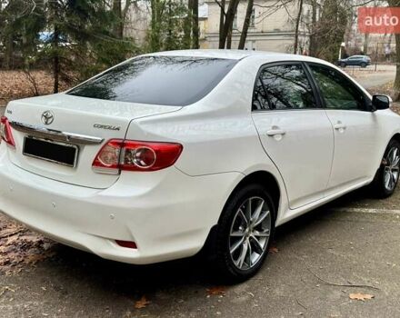 Белый Тойота Королла, объемом двигателя 1.6 л и пробегом 163 тыс. км за 9500 $, фото 3 на Automoto.ua