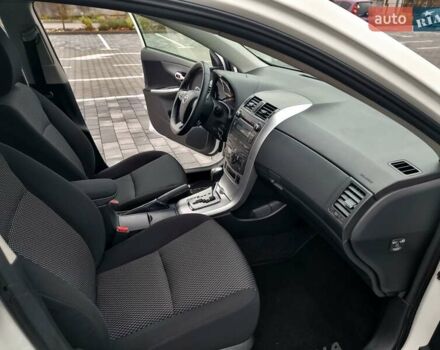 Білий Тойота Королла, об'ємом двигуна 1.6 л та пробігом 97 тис. км за 11300 $, фото 37 на Automoto.ua