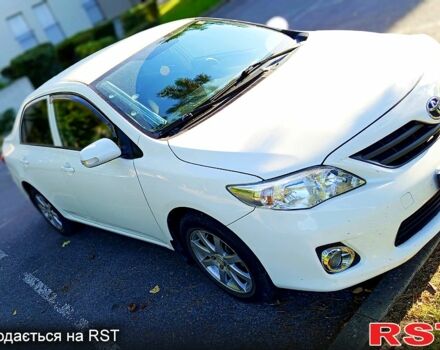 Білий Тойота Королла, об'ємом двигуна 1.6 л та пробігом 140 тис. км за 7500 $, фото 2 на Automoto.ua