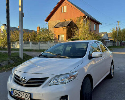 Белый Тойота Королла, объемом двигателя 1.33 л и пробегом 220 тыс. км за 6500 $, фото 2 на Automoto.ua