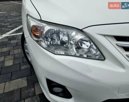 Білий Тойота Королла, об'ємом двигуна 1.6 л та пробігом 97 тис. км за 11300 $, фото 6 на Automoto.ua