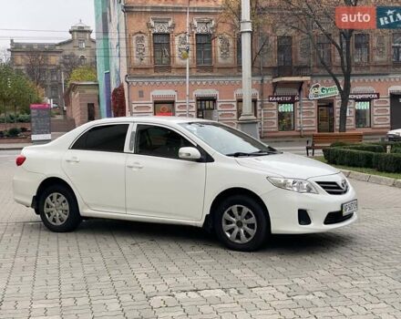 Белый Тойота Королла, объемом двигателя 1.33 л и пробегом 300 тыс. км за 5250 $, фото 3 на Automoto.ua