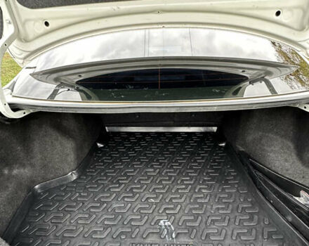 Белый Тойота Королла, объемом двигателя 1.6 л и пробегом 160 тыс. км за 8500 $, фото 17 на Automoto.ua