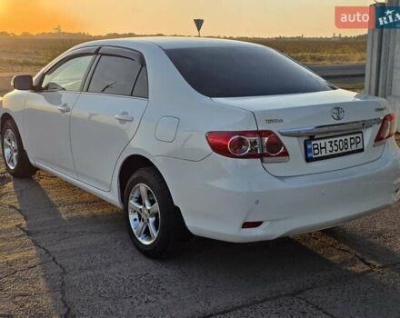 Білий Тойота Королла, об'ємом двигуна 1.6 л та пробігом 110 тис. км за 10900 $, фото 3 на Automoto.ua