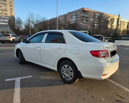 Білий Тойота Королла, об'ємом двигуна 1.3 л та пробігом 200 тис. км за 6500 $, фото 4 на Automoto.ua