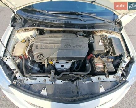 Белый Тойота Королла, объемом двигателя 1.33 л и пробегом 178 тыс. км за 8400 $, фото 9 на Automoto.ua