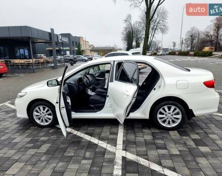 Білий Тойота Королла, об'ємом двигуна 1.6 л та пробігом 97 тис. км за 11300 $, фото 17 на Automoto.ua