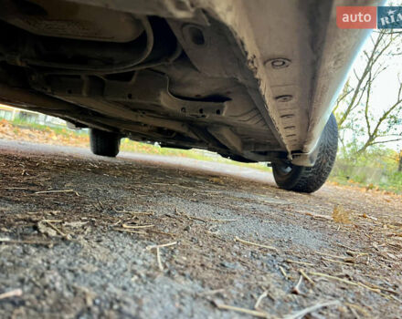 Білий Тойота Королла, об'ємом двигуна 1.33 л та пробігом 302 тис. км за 3999 $, фото 17 на Automoto.ua