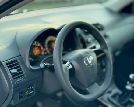 Белый Тойота Королла, объемом двигателя 1.33 л и пробегом 220 тыс. км за 6500 $, фото 16 на Automoto.ua