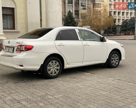 Белый Тойота Королла, объемом двигателя 1.33 л и пробегом 300 тыс. км за 5250 $, фото 4 на Automoto.ua