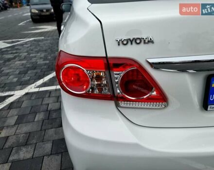 Білий Тойота Королла, об'ємом двигуна 1.6 л та пробігом 97 тис. км за 11300 $, фото 8 на Automoto.ua