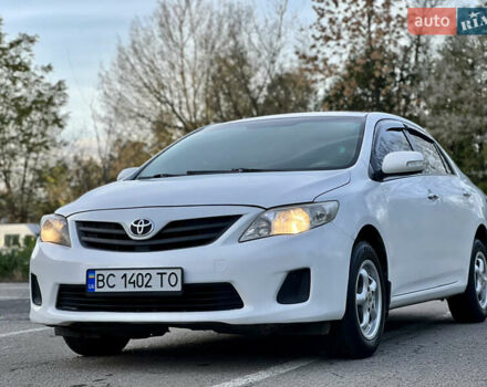 Білий Тойота Королла, об'ємом двигуна 1.33 л та пробігом 302 тис. км за 3999 $, фото 8 на Automoto.ua