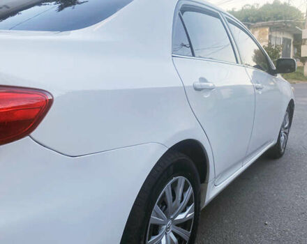 Белый Тойота Королла, объемом двигателя 1.8 л и пробегом 220 тыс. км за 7999 $, фото 6 на Automoto.ua