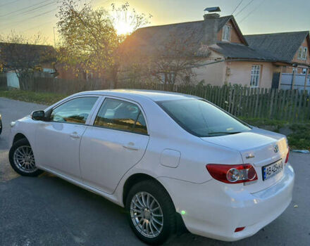 Белый Тойота Королла, объемом двигателя 1.33 л и пробегом 220 тыс. км за 6500 $, фото 4 на Automoto.ua