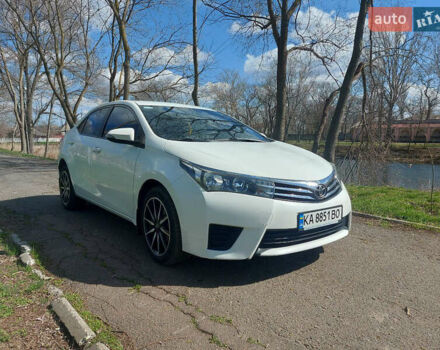 Белый Тойота Королла, объемом двигателя 1.3 л и пробегом 83 тыс. км за 12000 $, фото 2 на Automoto.ua