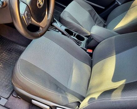 Білий Тойота Королла, об'ємом двигуна 1.3 л та пробігом 127 тис. км за 7500 $, фото 6 на Automoto.ua